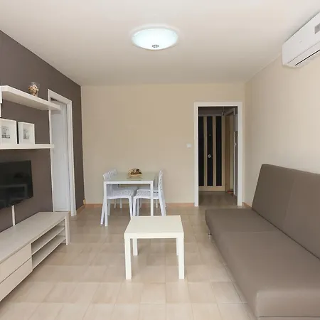 Cye Litoral Apartament